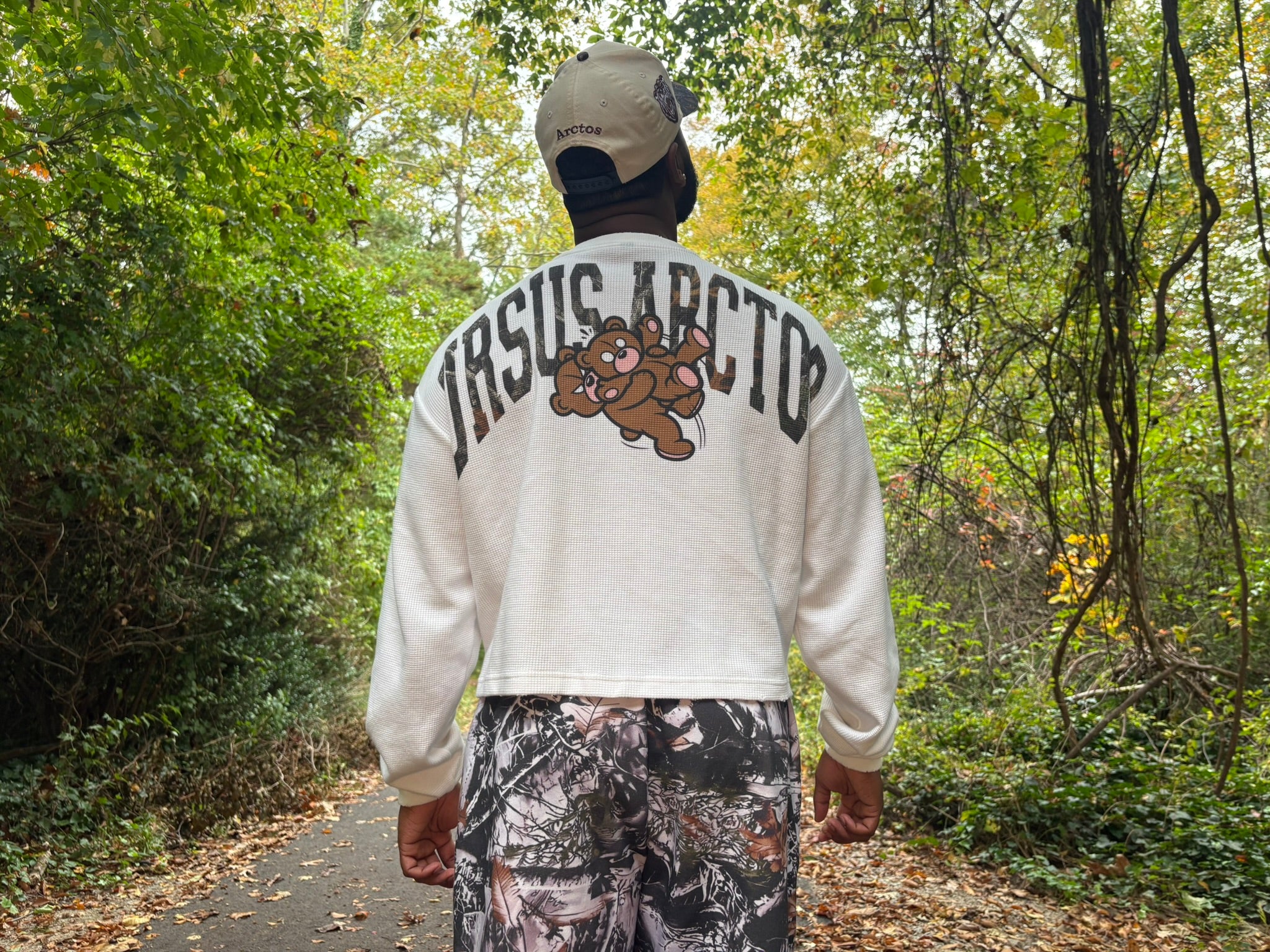 Limited edition Ursus Arctos Oversized Long Sleeve Cropped Shirt – Streetwear Graphic Tee with Bear Logo (White)